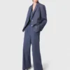Blazer de traje estructurado con pedrería