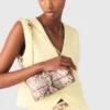 Bolso Miss M Walk con efecto pitón