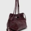 Bolso tote M de piel craquelada Bolso tote M de piel craquelada
