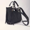 Bolso tote mini de piel acolchada