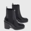 Bota chelsea de cuero con tacón