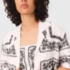 Camisa bordada de manga corta