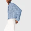 Camisa con pedrería y corbata desmontable Camisa con pedrería y corbata desmontable