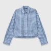 Camisa con pedrería y corbata desmontable Camisa con pedrería y corbata desmontable