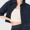 Camisa corta con tachuelas