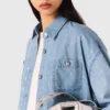 Camisa corta de denim con pedrería