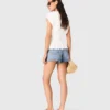 Camiseta entallada con pliegues