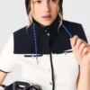 Capucha impermeable con cordón