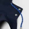 Capucha impermeable con cordón