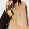 Chaqueta con cuello contrastado desmontable