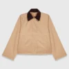 Chaqueta con cuello contrastado desmontable