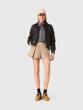 Chaqueta corta de cuero Chaqueta corta de cuero