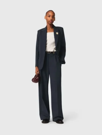 chaqueta de traje a rayas 1 330x434 - Chaqueta de traje a rayas