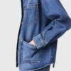 Chaqueta vaquera desgastada