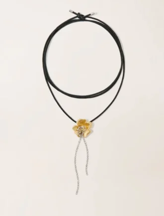 Collar de flores