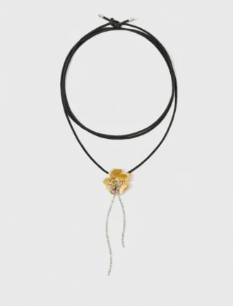 Collar de flores