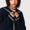 Cárdigan de punto trenzado con cuello barco Cárdigan de punto trenzado con cuello barco