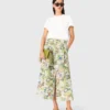 Falda larga estampada con pantalones cortos