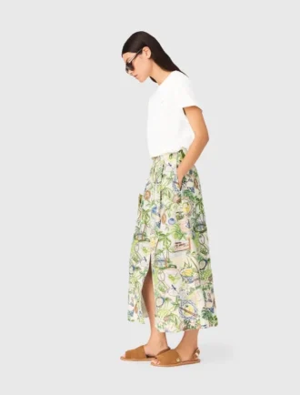 Falda larga estampada con pantalones cortos