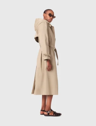 Gabardina con capucha desmontable