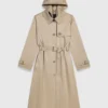 Gabardina con capucha desmontable Gabardina con capucha desmontable