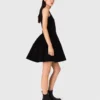 Mini vestido skater de terciopelo
