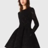 Minivestido acampanado de terciopelo