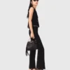 Pantalones con abertura