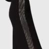 Pantalones con banda de strass