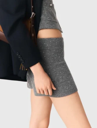 Pantalones cortos de punto con pedrería