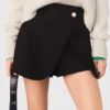 Pantalones cortos de traje con efecto de capas