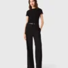 Pantalones de traje con pedrería Pantalones de traje con pedrería