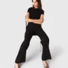 Pantalones de traje con pedrería Pantalones de traje con pedrería