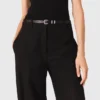 Pantalones de traje con pedrería Pantalones de traje con pedrería