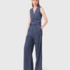 Pantalones de traje con pliegues y pedrería Pantalones de traje con pliegues y pedrería
