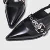Sandalias con tiras planas de piel