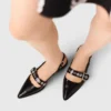 Sandalias con tiras planas de piel