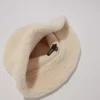 Sombrero de pescador de pelo sintético