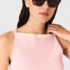 Top de cuello alto recto