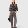 Top floral con lentejuelas