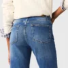 Vaqueros de denim con bolsillos Vaqueros de denim con bolsillos