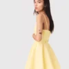 Vestido acampanado con tirantes