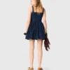 Vestido acampanado de denim bordado