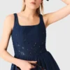 Vestido acampanado de denim bordado