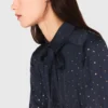 Vestido camisero fluido con tachuelas Vestido camisero fluido con tachuelas