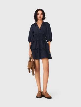 Vestido con volantes y pedrería