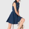 Vestido corto acampanado de denim Vestido corto acampanado de denim