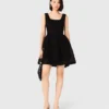 Vestido corto de punto de cesta bordado