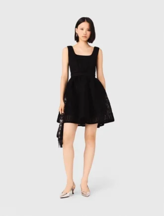 Vestido corto de punto de cesta bordado