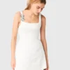 Vestido corto de satén